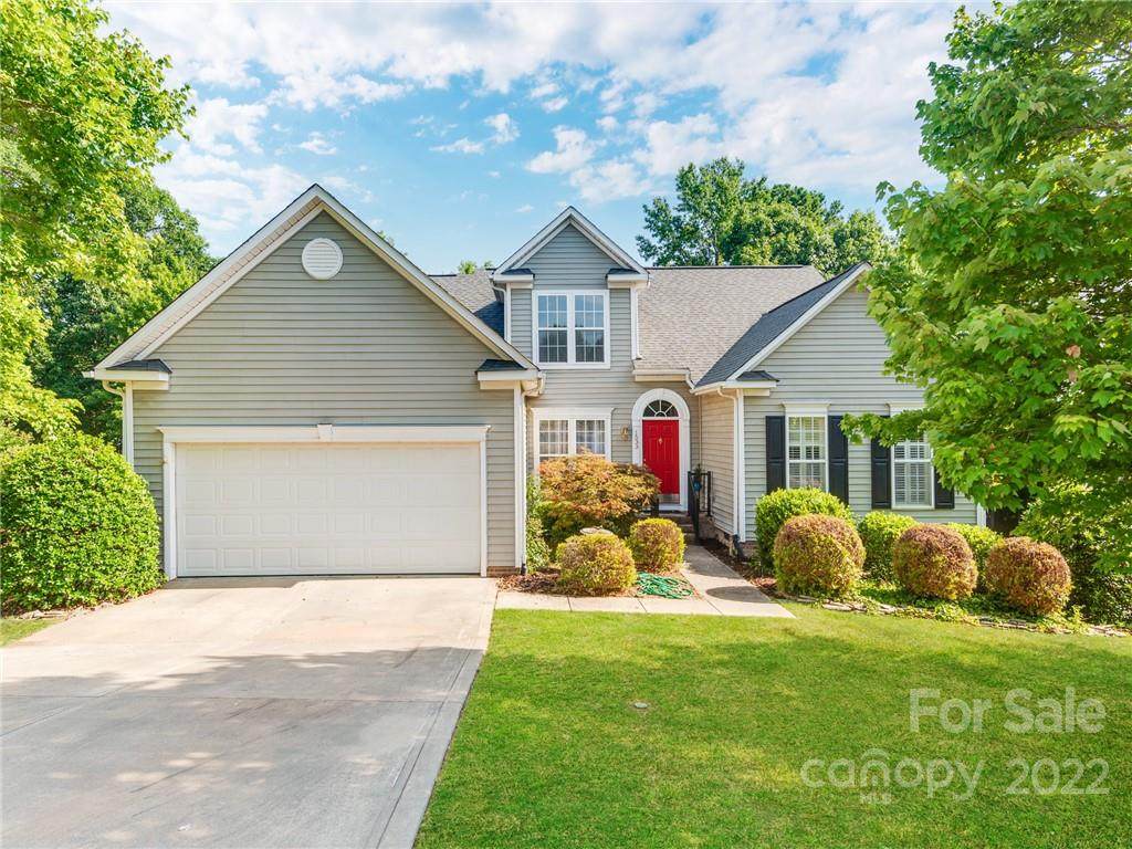 1533 Bayberry Place - Photo 1