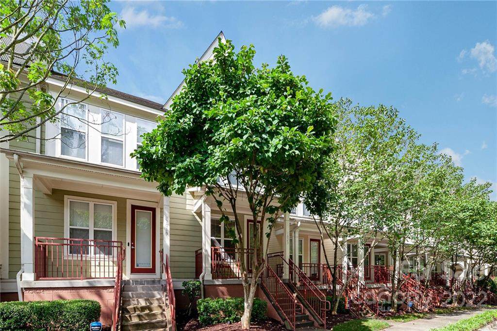 1023 Sycamore Green Place - Photo 1