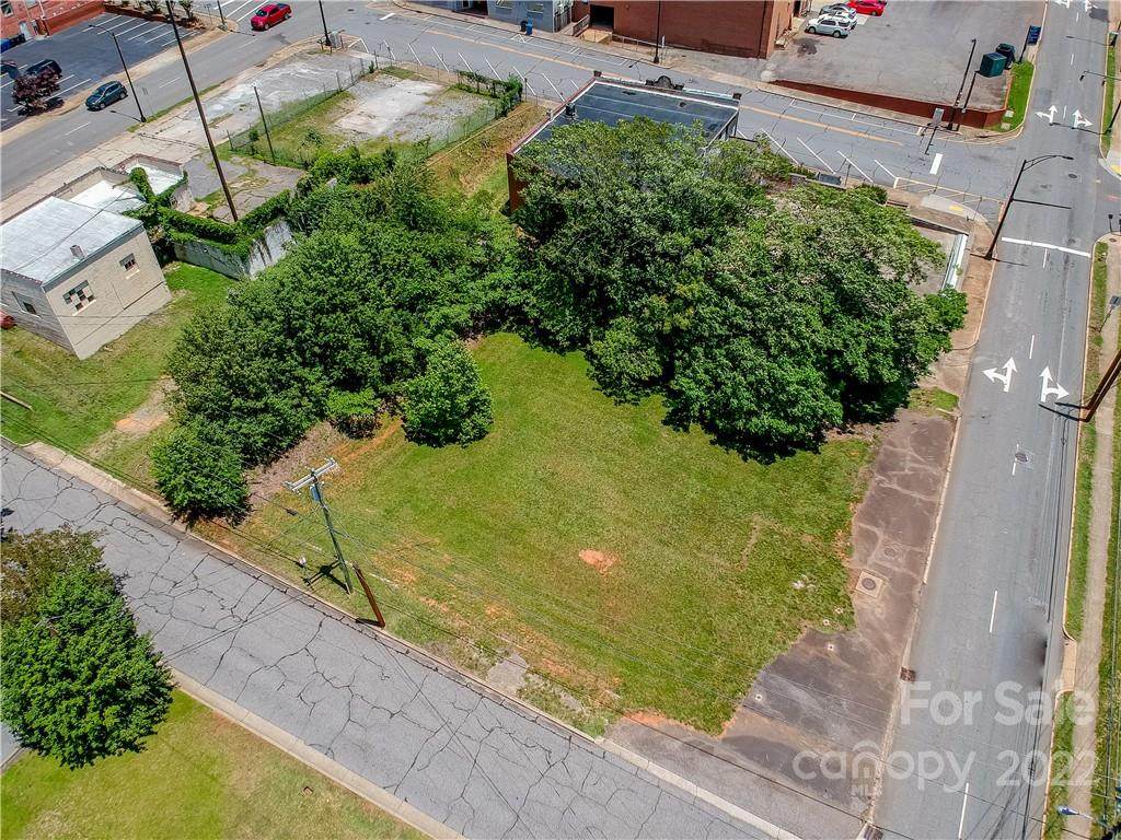 211 2nd Avenue - Photo 1