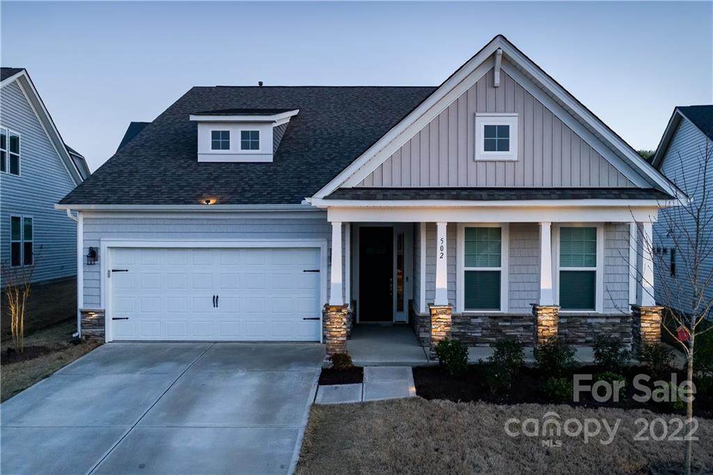 502 Cherry Blossom Avenue - Photo 1