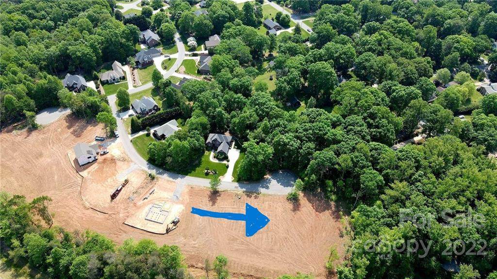 203 9th St Court - Photo 1