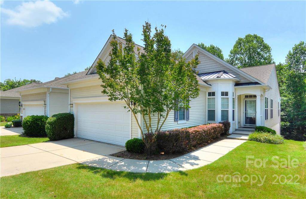 17529 Hawks View Drive - Photo 1