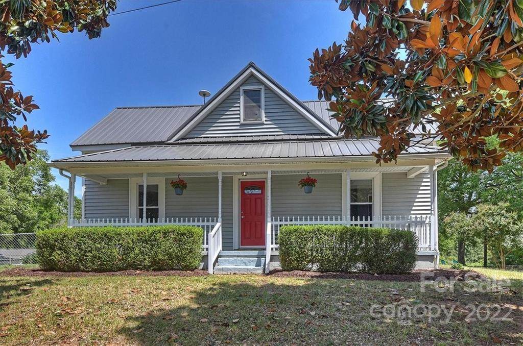 1121 Mecklenburg Highway - Photo 1