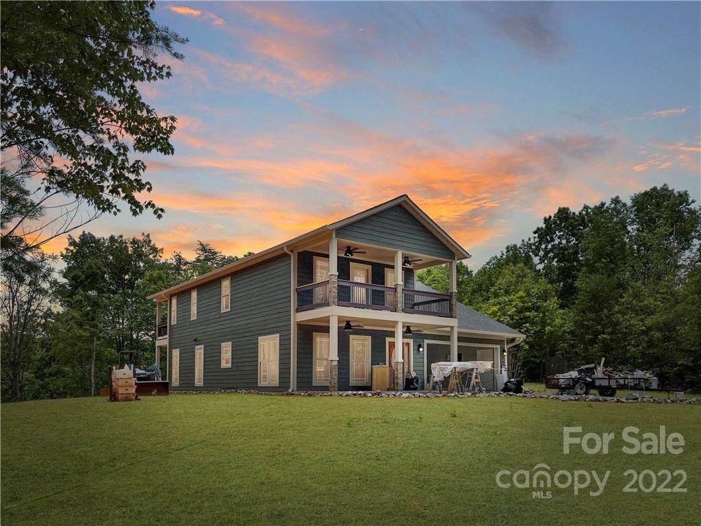 378 Darrow Drive - Photo 1