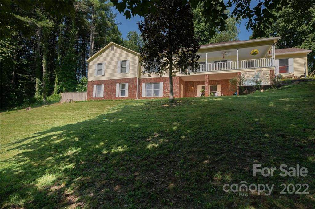 210 Horse Shoe Lane - Photo 1