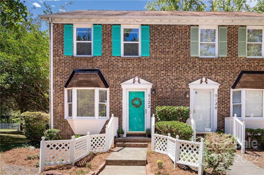 5122 Fair Wind Lane - Photo 1