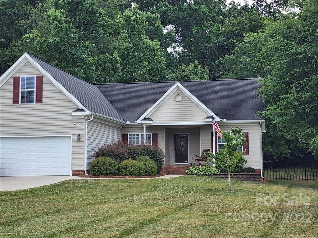 602 Lexington Drive - Photo 1