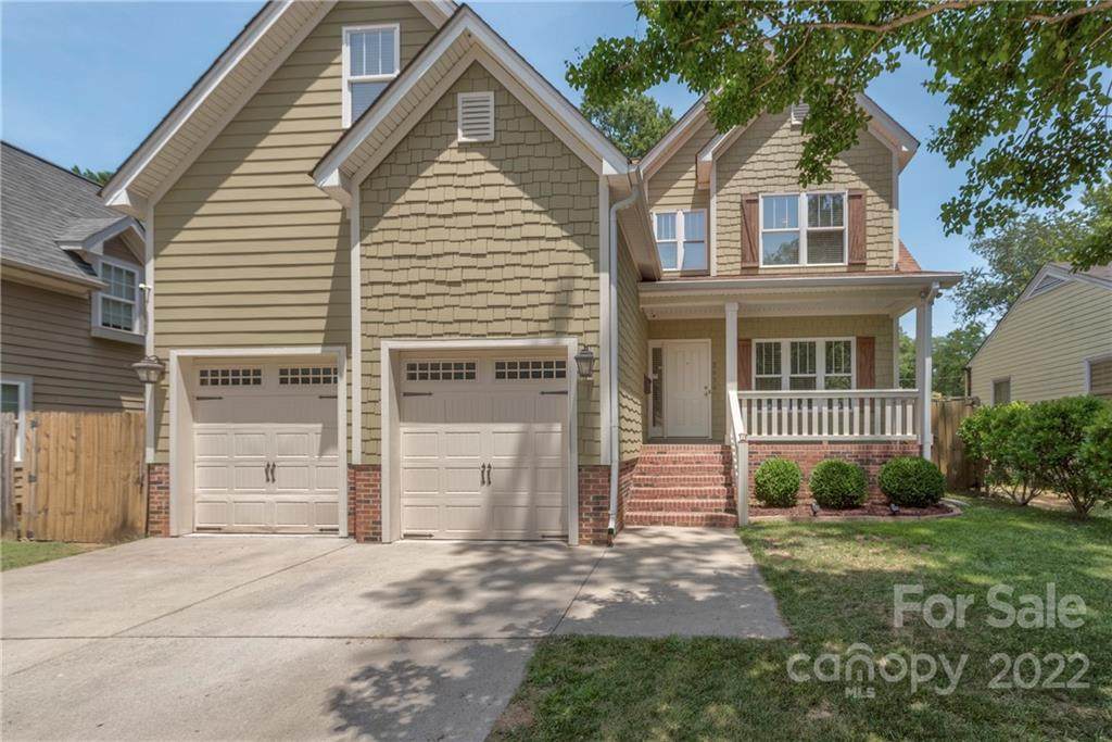 2834 Clemson Avenue - Photo 1
