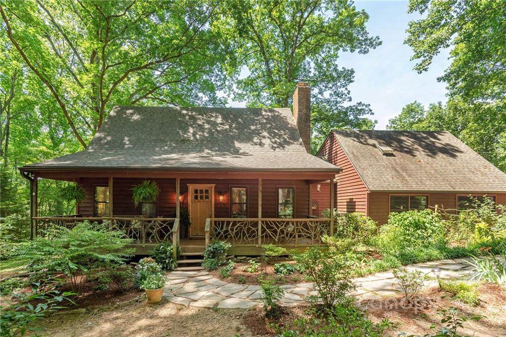 161 Falling Oak Lane - Photo 1