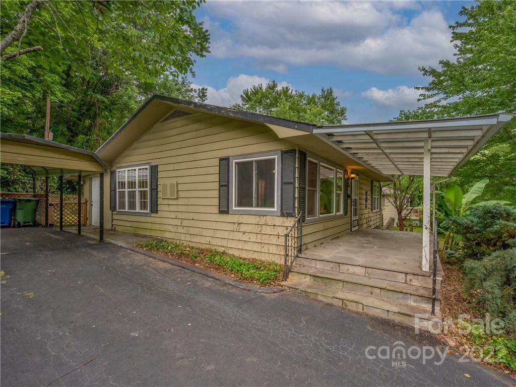 316 Ehringhaus Street - Photo 1