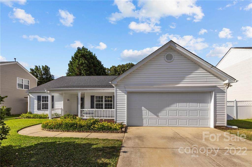 4005 Edgeview Drive - Photo 1
