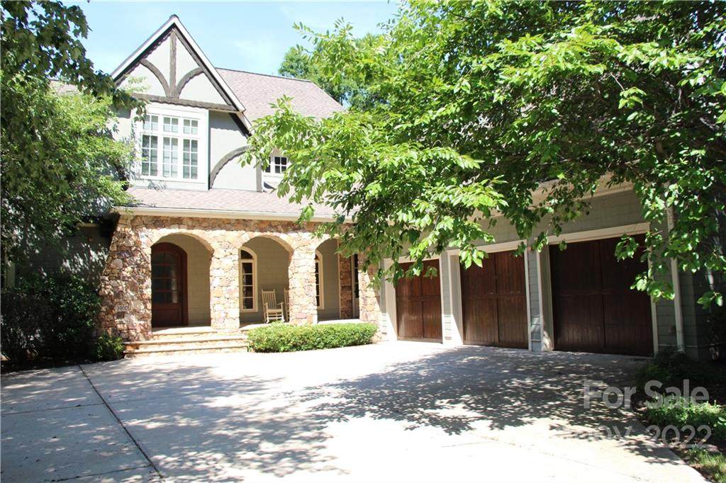 3900 Channel Pointe Lane - Photo 1