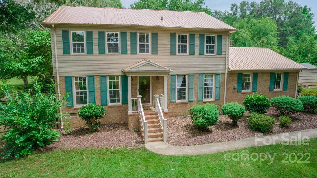 2630 Shelburne Place - Photo 1