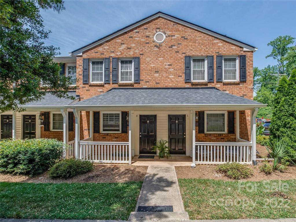 1210 Green Oaks Lane - Photo 1