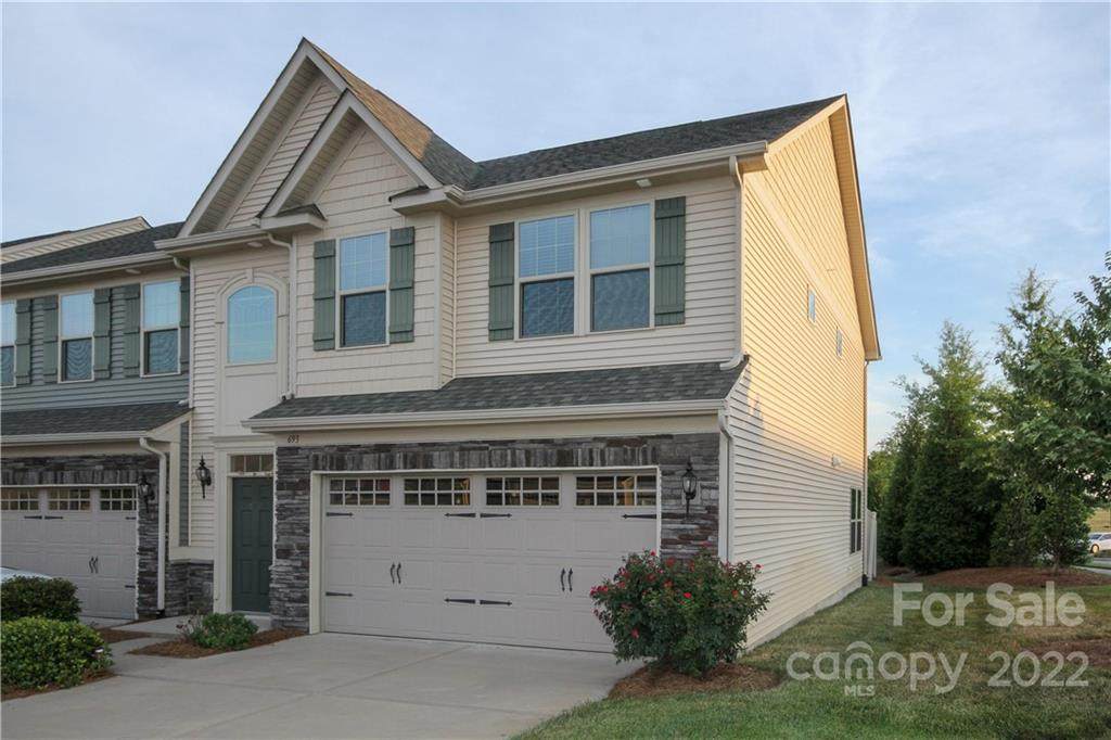 693 Studio Lane - Photo 1