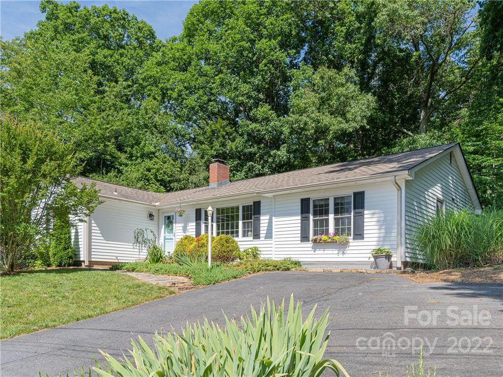 10 Daniel Lane - Photo 1