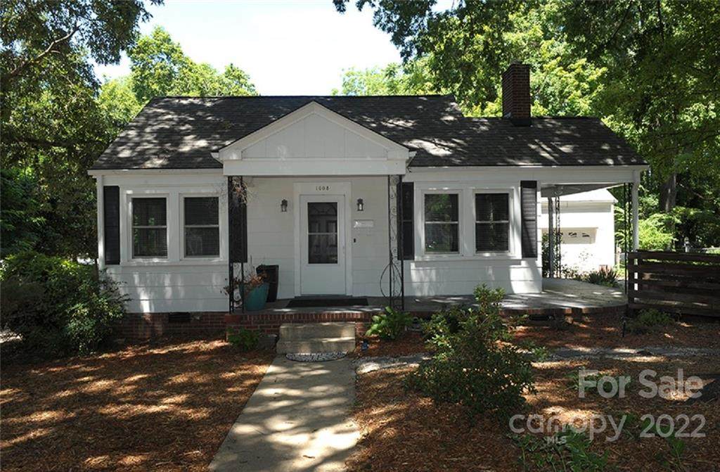 1008 Franklin Street - Photo 1