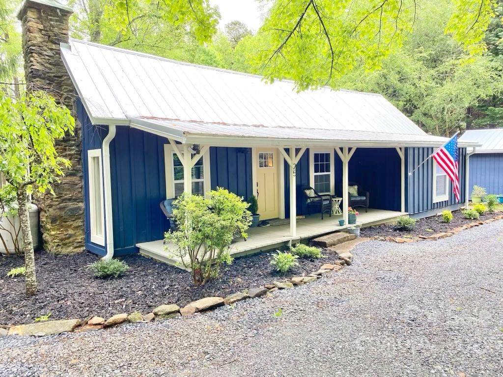 25 Hanging Rock Road - Photo 1