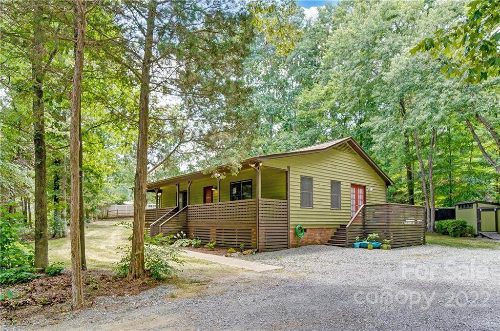 4708 Waxhaw Indian Trail Road - Photo 1