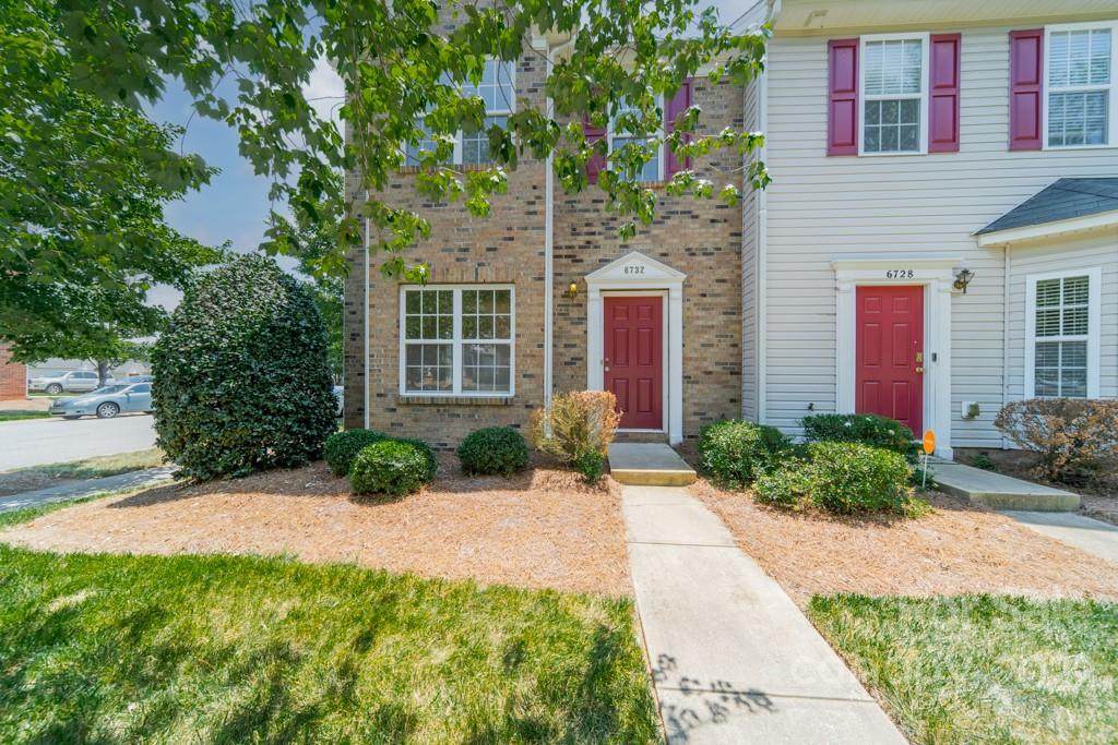 6732 Mountain Majesty Way - Photo 1