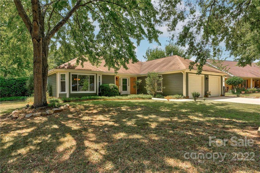 12033 Lazy Willow Lane - Photo 1