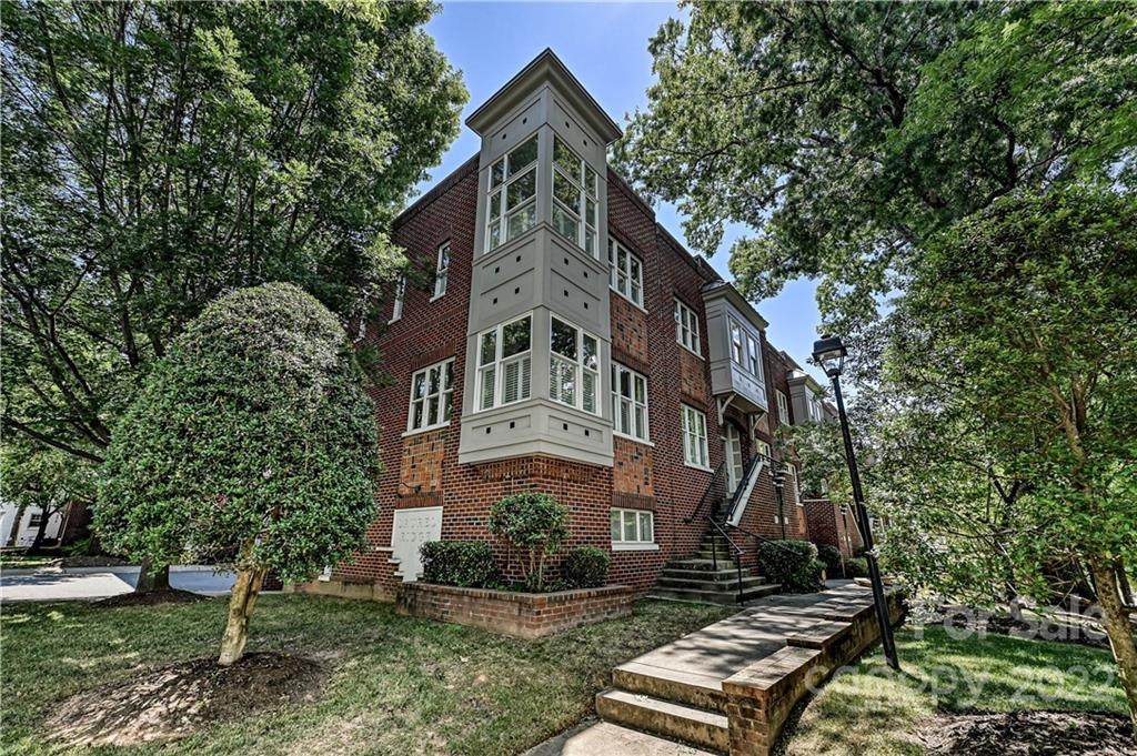 100 Laurel Avenue - Photo 1
