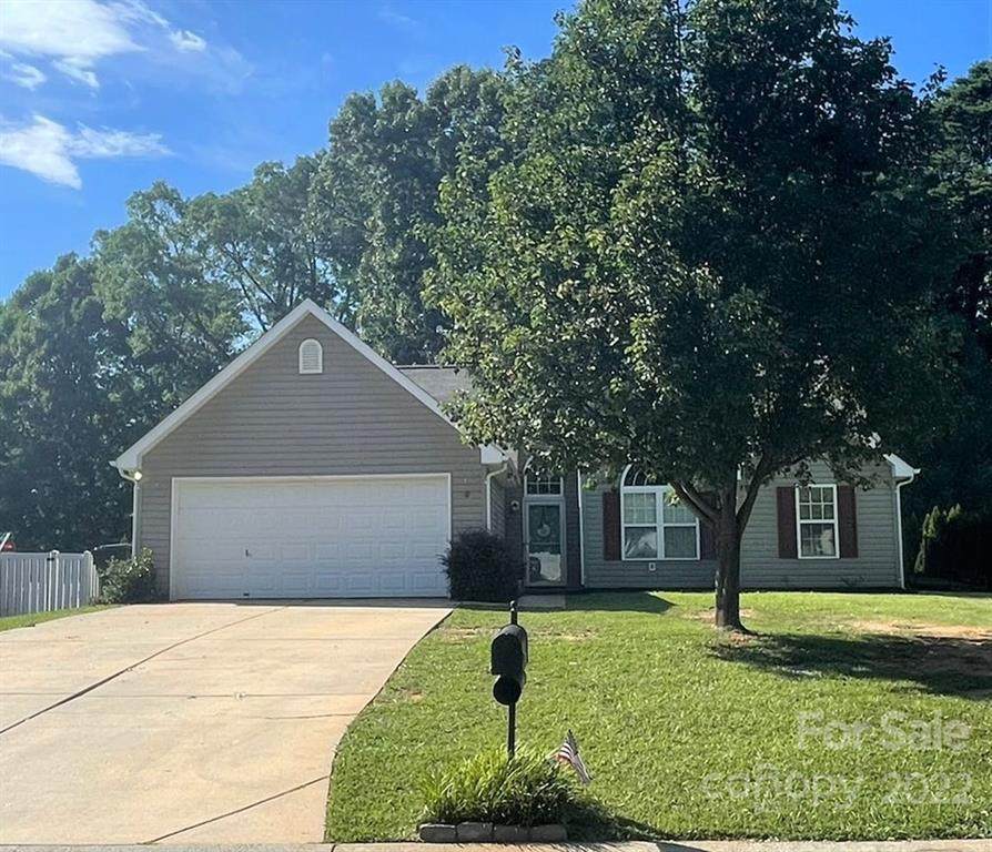 530 Stonehenge Drive - Photo 1