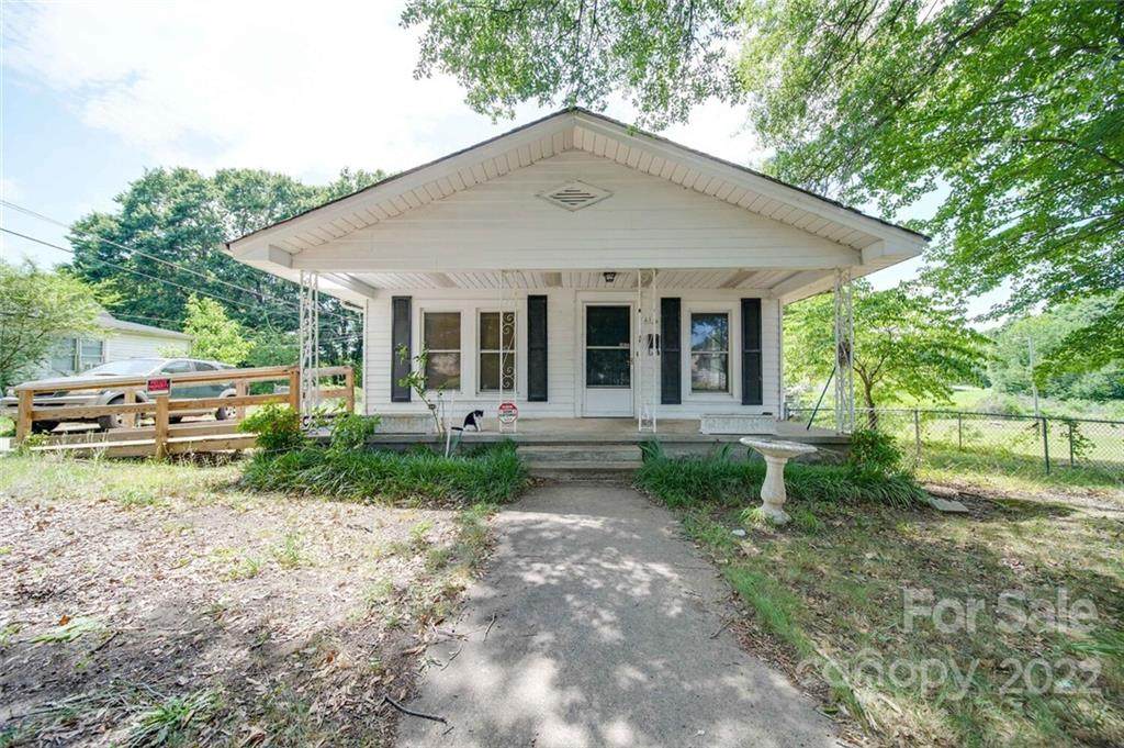 618 Live Oak Street - Photo 1