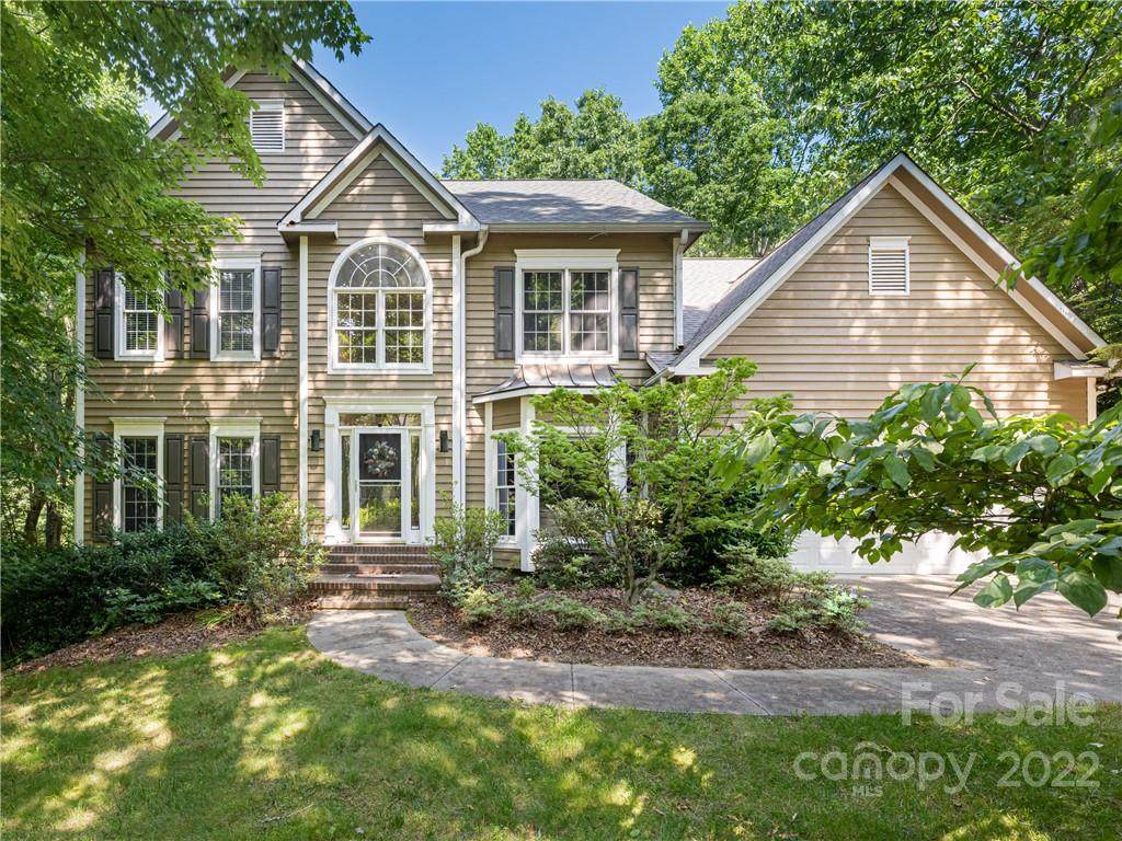 341 Red Fox Circle - Photo 1