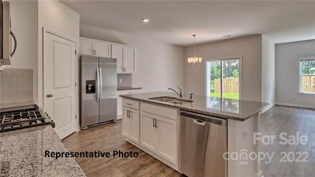 133 Marathon Lane - Photo 1