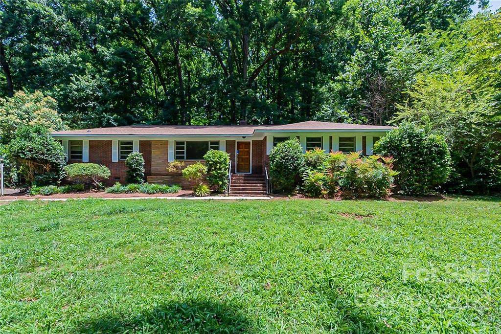6820 Linda Lake Drive - Photo 1