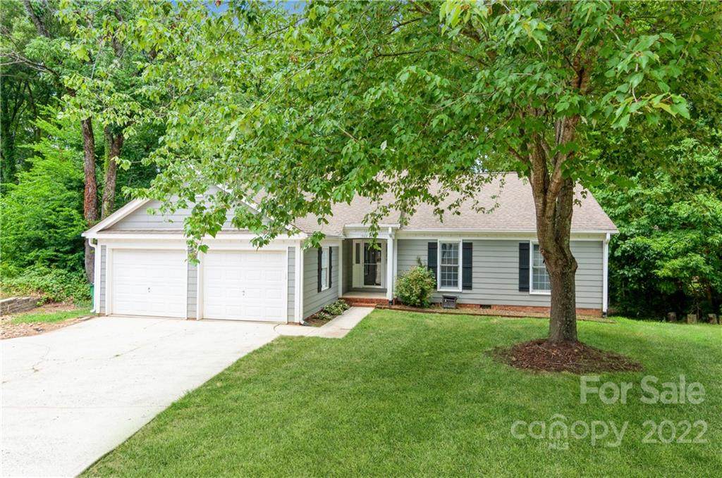 1902 Dembrigh Lane - Photo 1