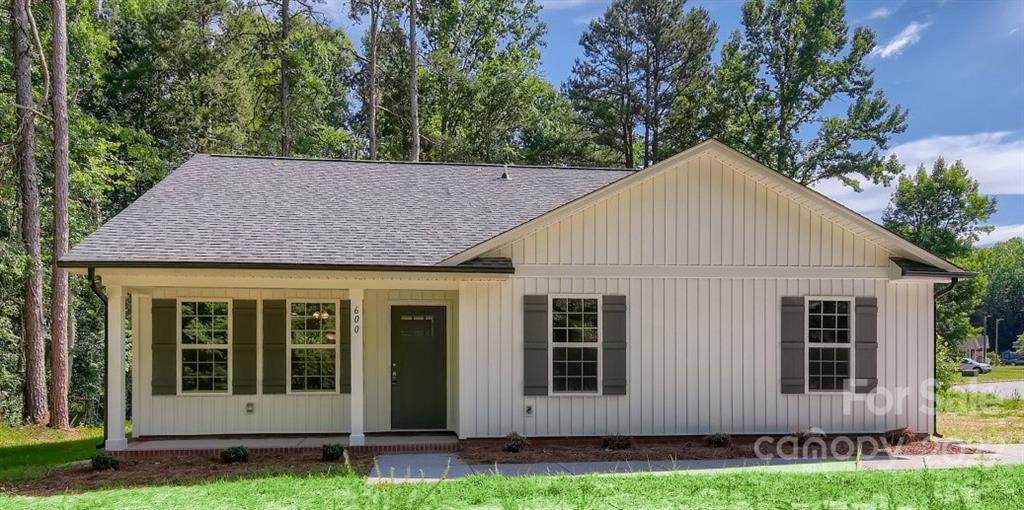 600 Grants Crossing Lane - Photo 1