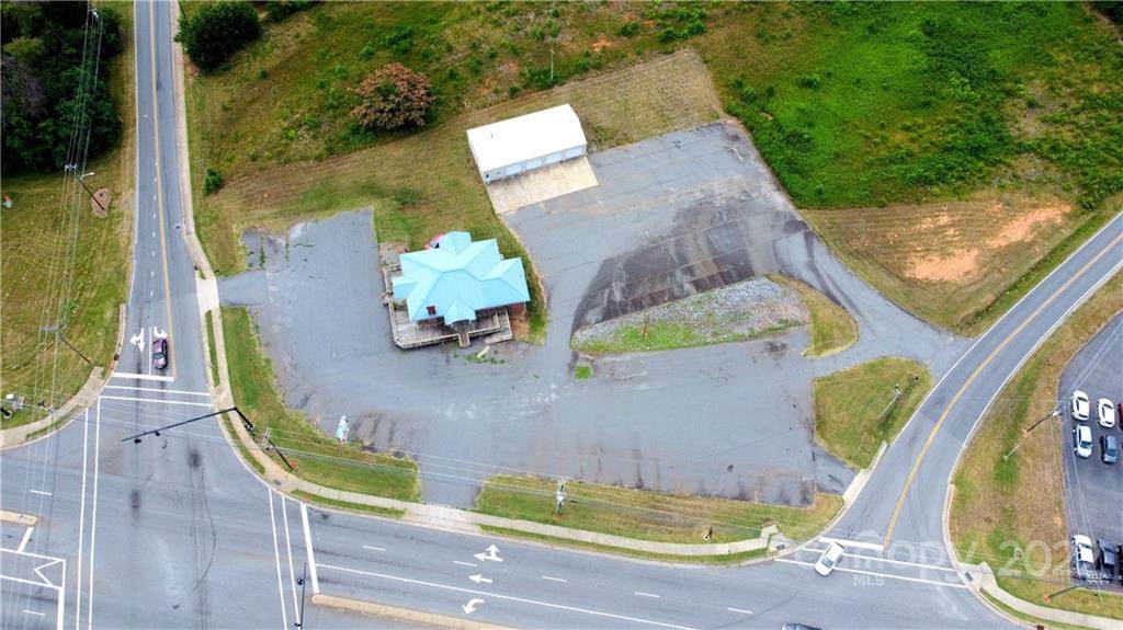 511 Oak Street - Photo 1