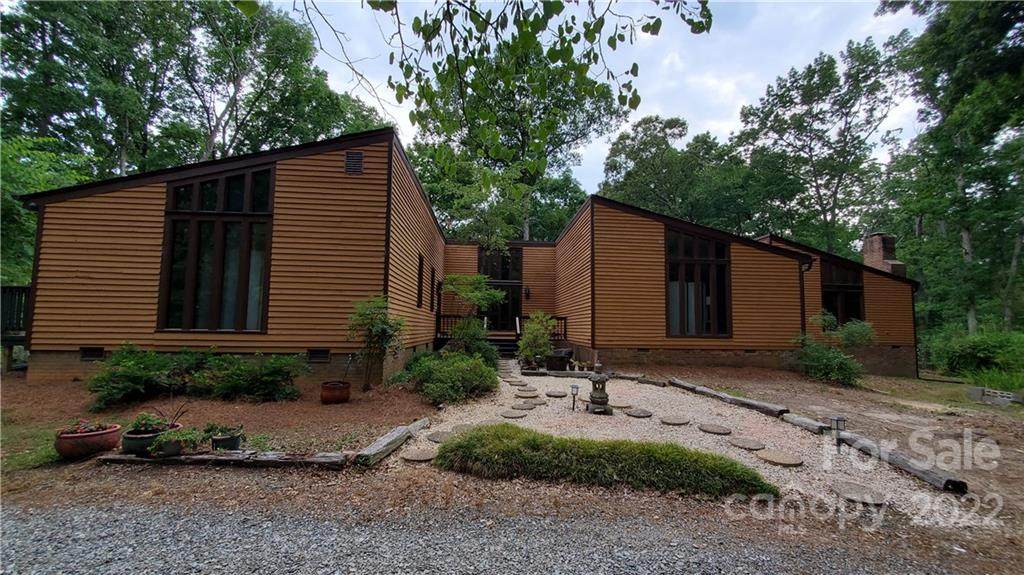 1822 Lake Monroe Road - Photo 1