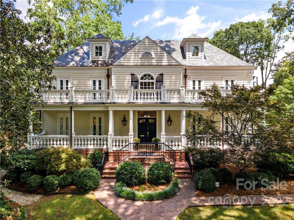 1300 Queens Road - Photo 1