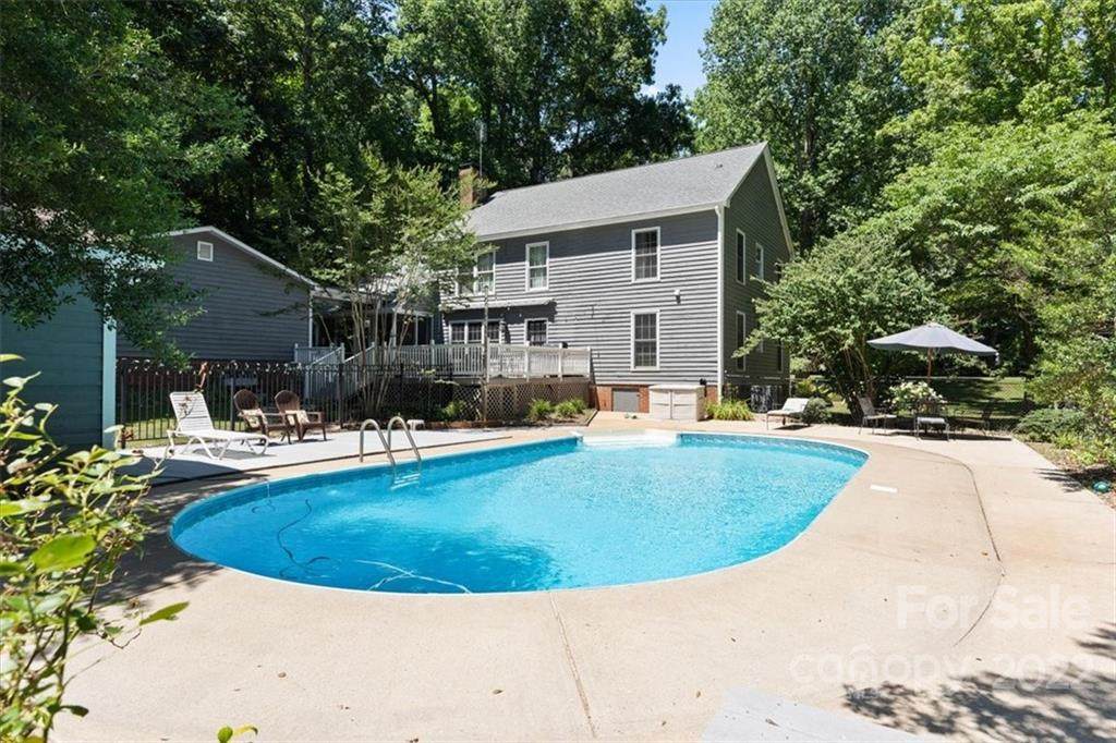 1602 Fairway Drive - Photo 1