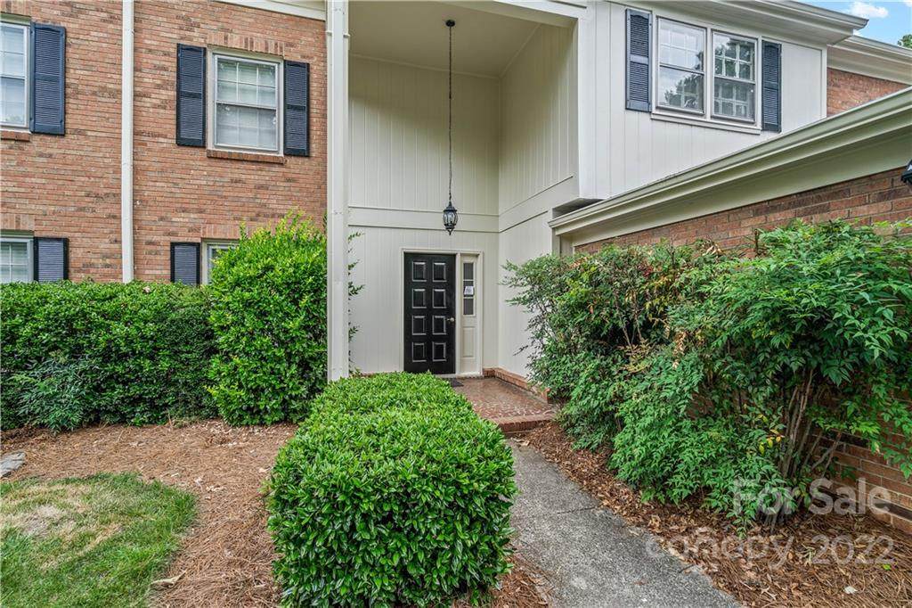 7246 Quail Meadow Lane - Photo 1