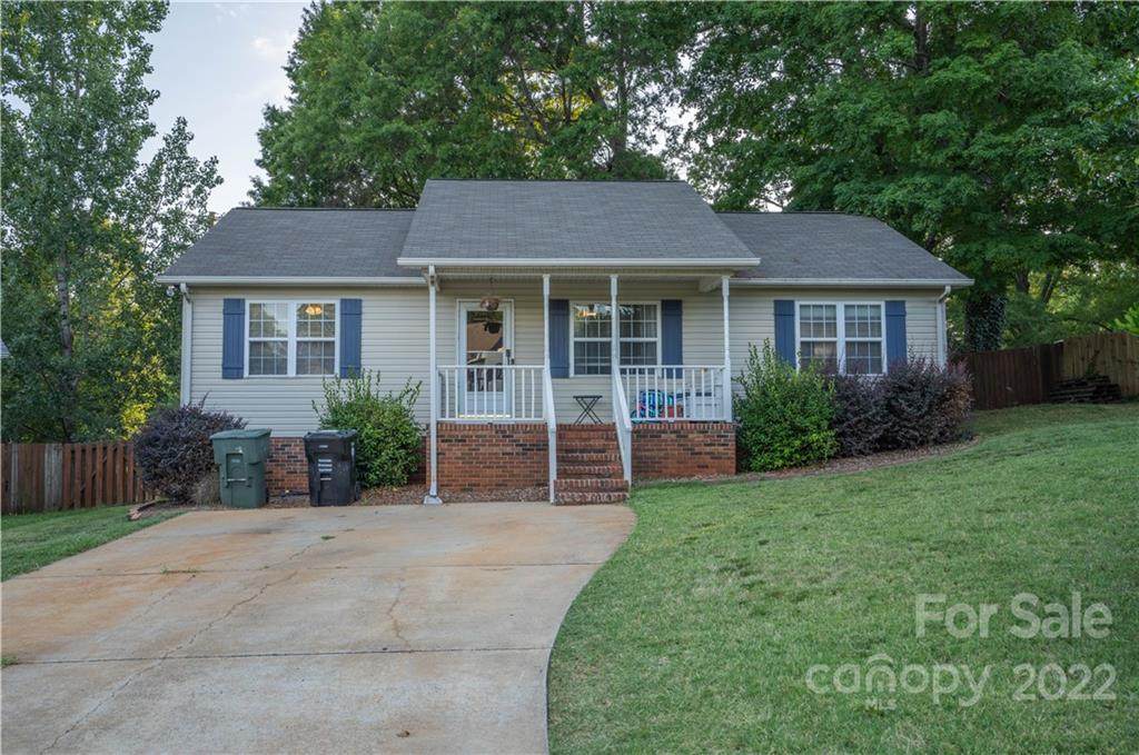 1511 Cambridge Heights Place - Photo 1