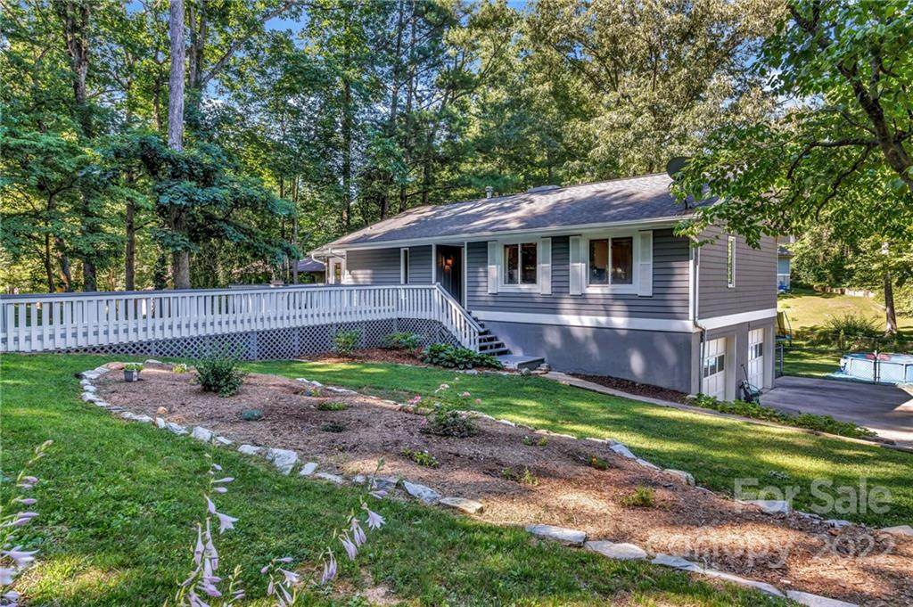 8 New Bern Drive - Photo 1