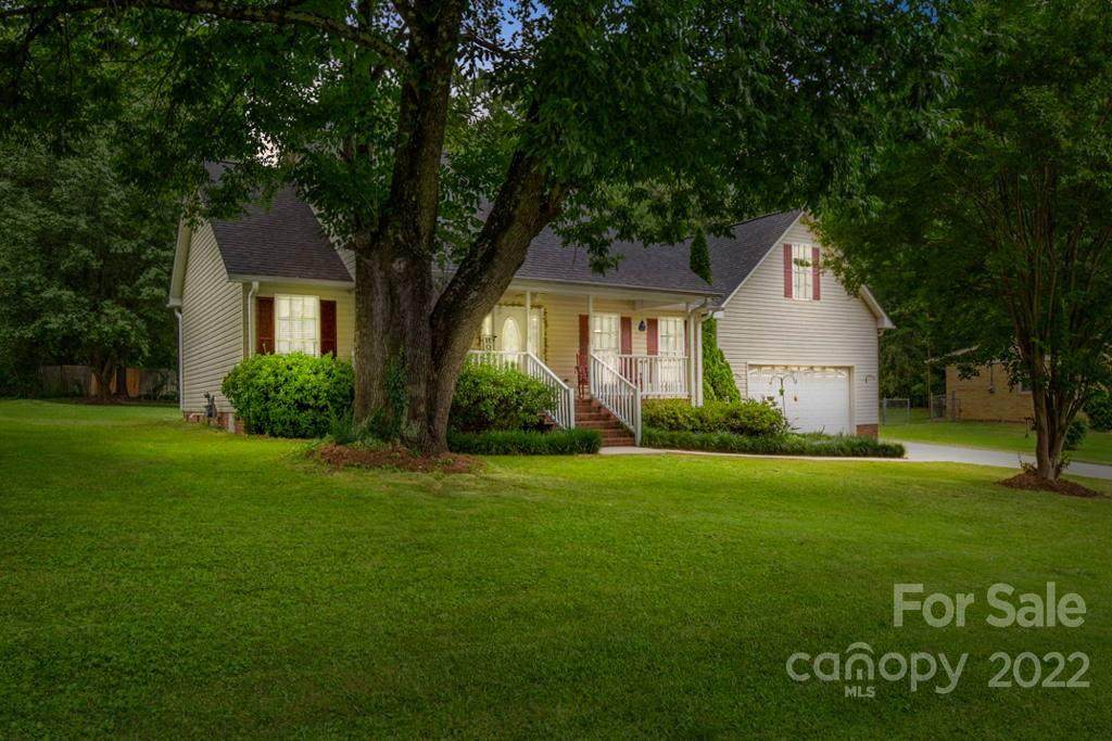 412 Forestdale Drive - Photo 1