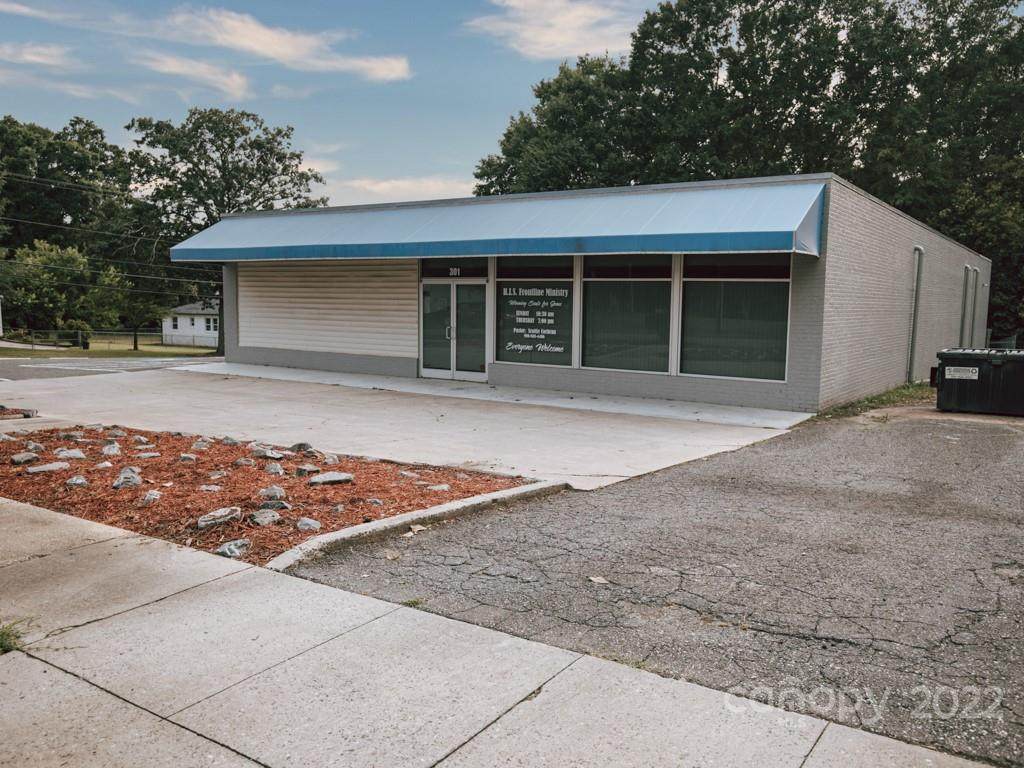 301 Highland Street - Photo 1