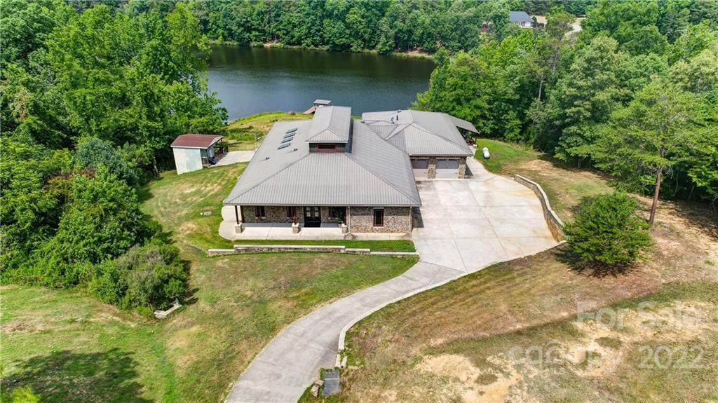 1160 Stable Road - Photo 1