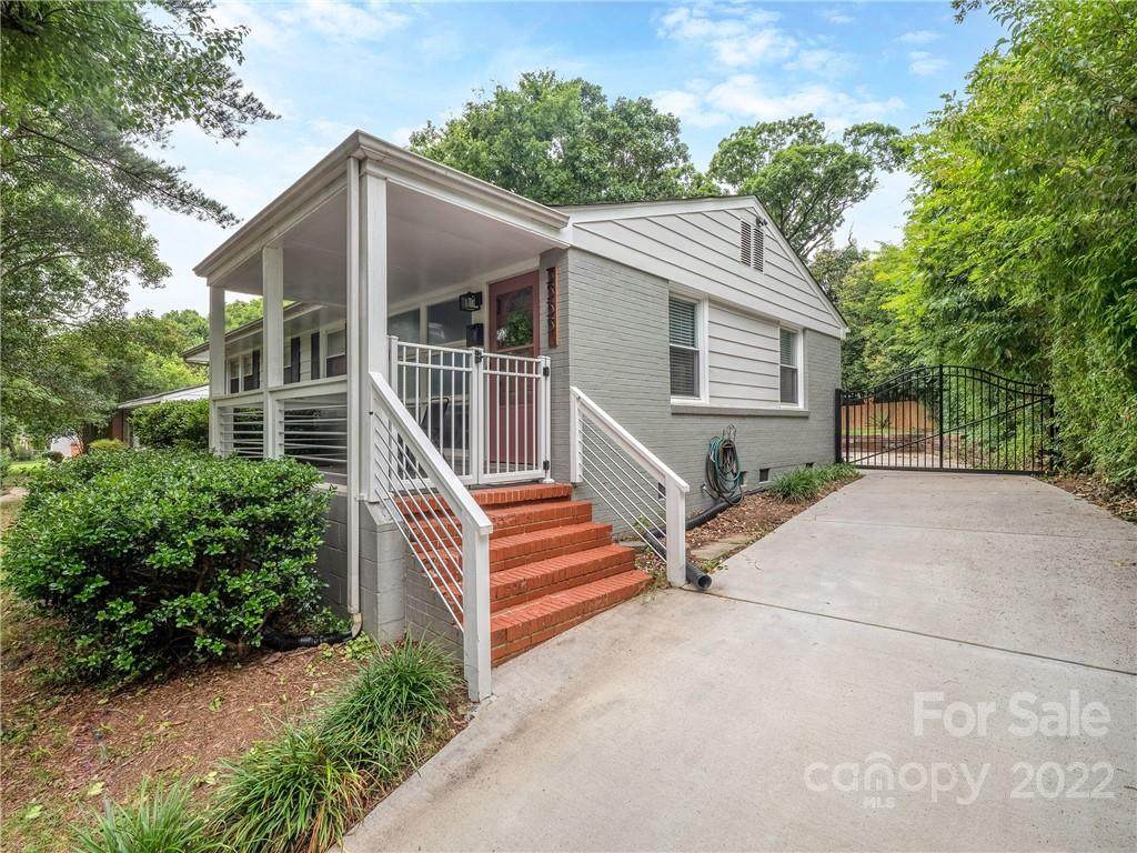 3535 Eastwood Drive - Photo 1