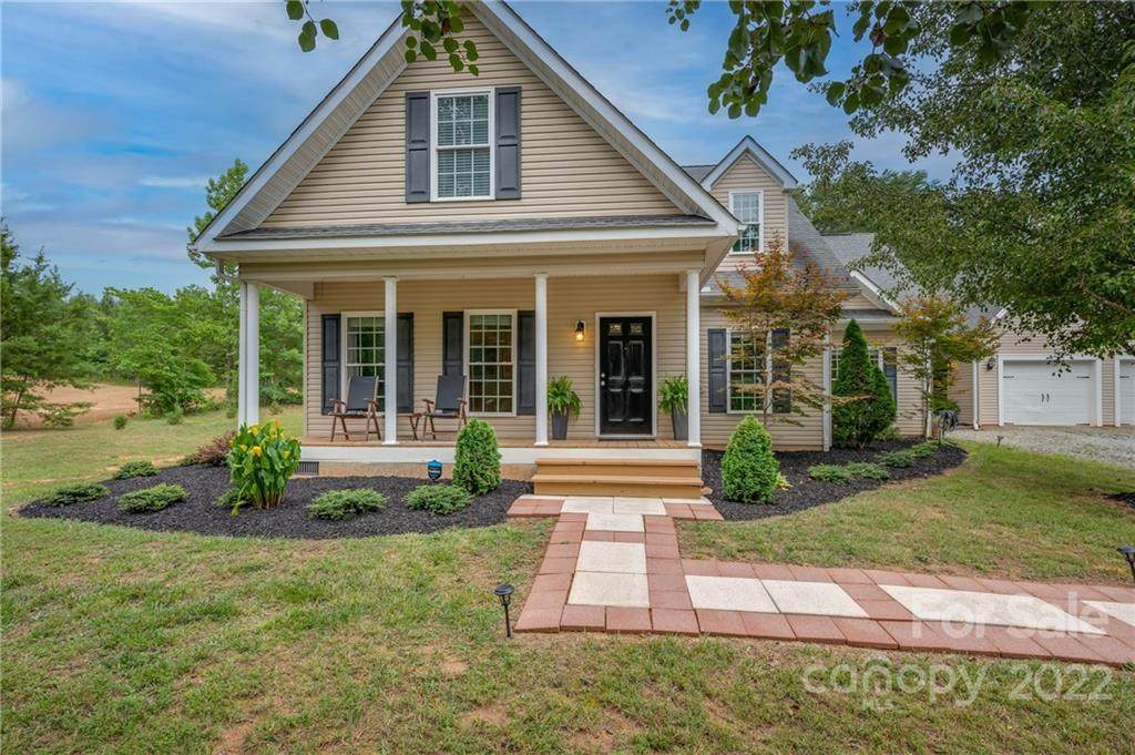 1043 Hooper Creek Road - Photo 1