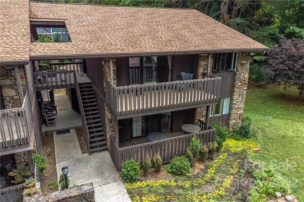 50 Maxine Lane - Photo 1