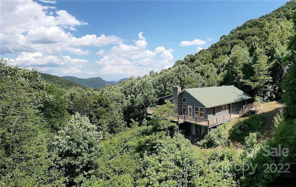 702 Woodys Drive - Photo 1