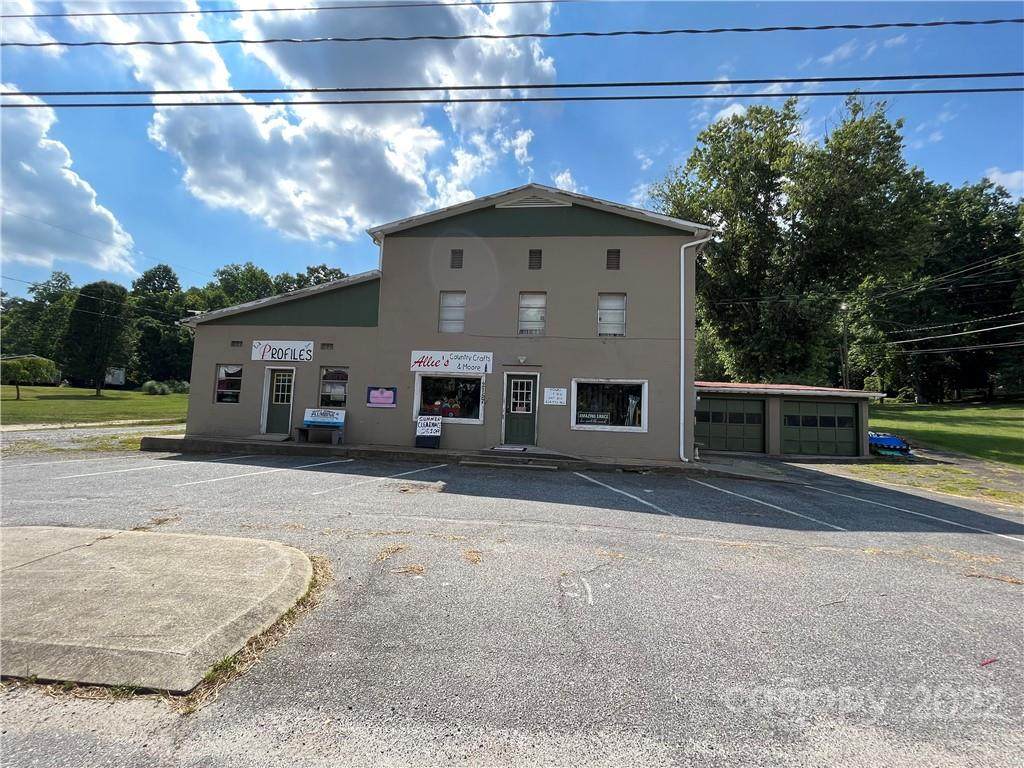 2155 Wilkesboro Boulevard - Photo 1