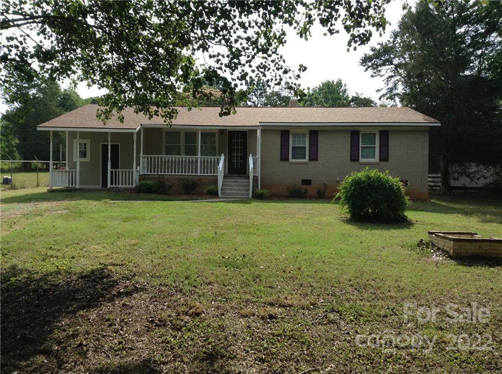 1216 Masonic Drive - Photo 1