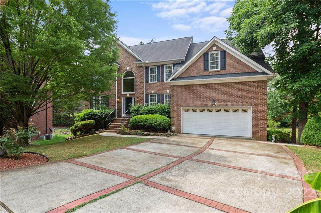 6000 Glen Manor Drive - Photo 1